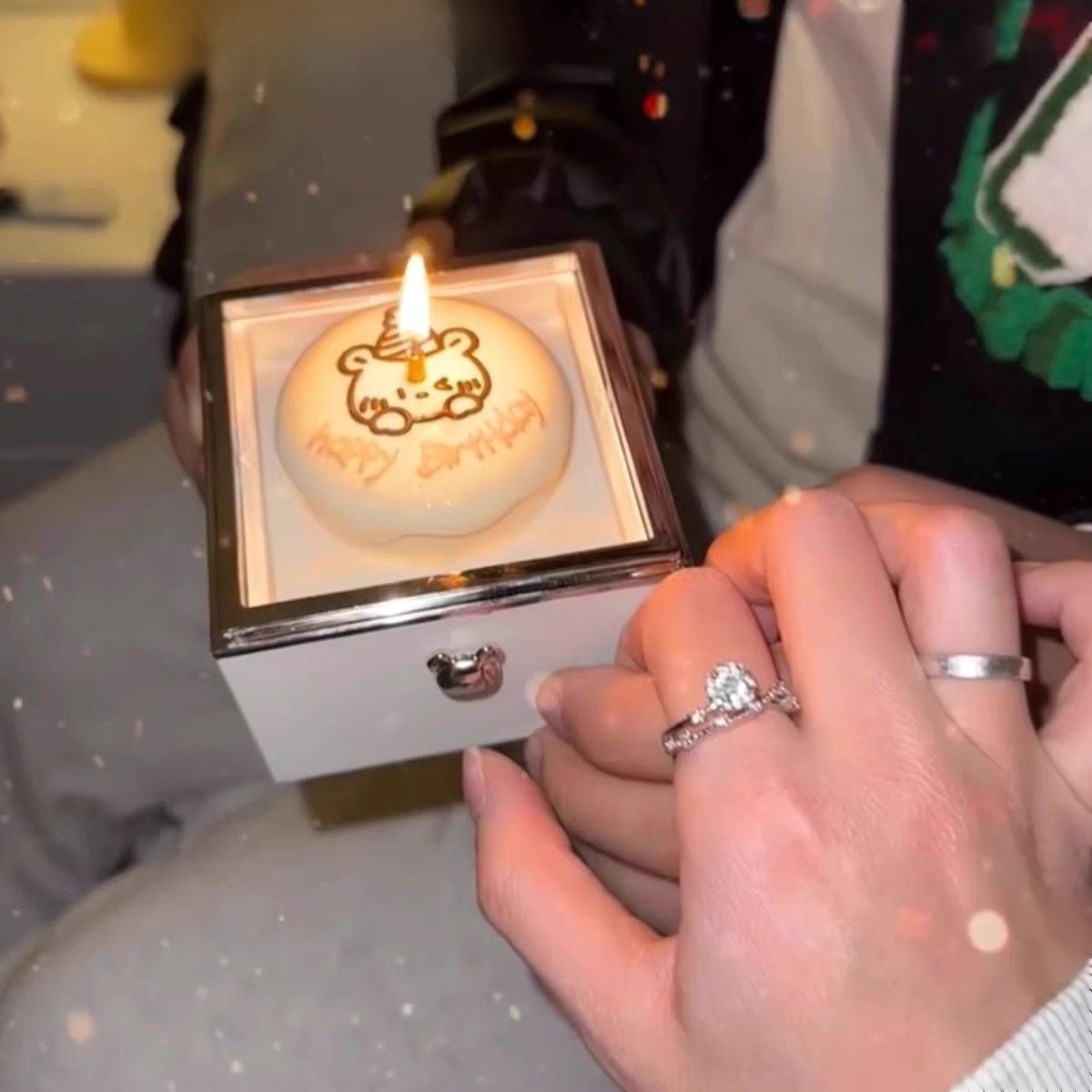 Surprise Flip 'I Love You' Ring Box
