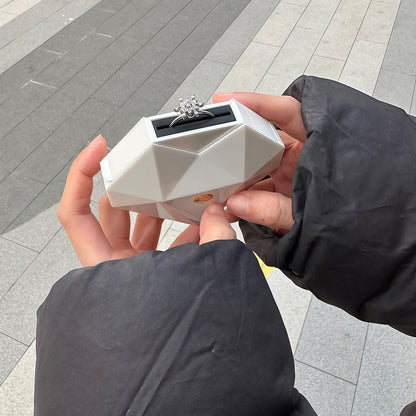 Magic Heart - open Ring Proposal Box